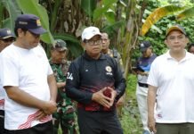 Jelang Musim Hujan, Pj. Gubernur Samsudin Tinjau Langsung Normalisasi Aliran Sungai Way Sukamaju