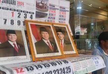 Foto Presiden dan Wapres Terbaru Ramai Diburu Pembeli