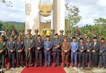 Dalam Rangka HUT TNI ke-79, Pj. Bupati Kerinci Ziarah ke Taman Makam Pahlawan Semumu