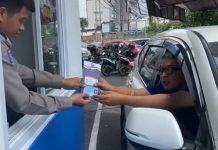 84 SIM Tercetak Dalam Layanan Drive Thru yang Diminati masyarakat