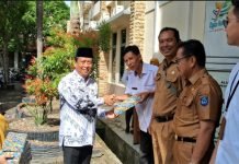 Momentum HGN dan HUT PGRI, HM. Lubis Beri Apresiasi 10 Staf Disdik OKI
