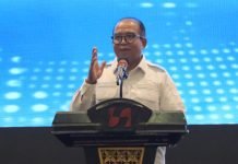 Pj. Gubernur Lampung Berikan Penghargaan Bagi Wajib Pajak Air Permukaan Berprestasi