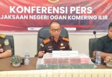 Kejari OKI Terima Uang Pengembalian Korupsi Dana Hibah Panwaslu Senilai Rp 1,2 Miliar
