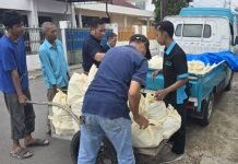 PIKK PLN Salurkan Bantuan untuk Korban Banjir di Bandar Lampung dan Pringsewu