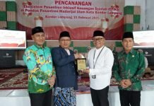 OJK Tingkatkan Literasi dan Inklusi Keuangan Syariah Melalui Pesantren