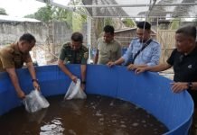 Tingkatkan Ketahanan Pangan, Kodim 0402/OKI Lepaskan Ribuan Benih Ikan