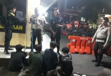 Polisi Bubarkan Tawuran di Bandar Lampung, 4 Remaja Diamankan Beserta Senjata Tajam