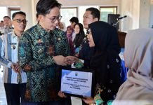 Bupati Egi Salurkan Insentif Kepada 5.160 Guru Honorer