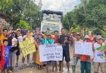 Dikritik Soal Jalan Rusak, Bupati Egi Apresiasi Aksi Kreatif Warga