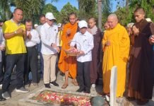 Bersihkan Taman Makam Pahlawan, Umat Buddha Lampung Tunjukkan Cinta Tanah Air dan Kepedulian Lingkungan