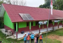 PLN Terangi Negeri, Cerdaskan Generasi: Cahaya Kemerdekaan SuperSUN Hadir Perdana di Pulau Tabuan