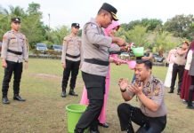 60 Personel Polres OKI Naik Pangkat, Kapolres Tegaskan Tanggung Jawab Bertambah
