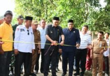 Penantian 10 Tahun, Bupati Muara Enim Resmikan Pembangunan Jalan Lingkar Desa dan Buka Turnamen Voli di Pagar Dewa