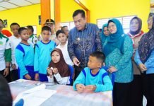 Bupati Muba Tinjau Pemeriksaan Kesehatan Gratis di Dua Sekolah Ini
