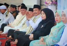 Hadirkan Ustadz Somit dan Artis Kiwil, Wabup Rohman Ajak Warga Jadikan Hijrah Sebagai Titik Balik Menuju Kebaikan