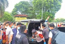 Dua Orang Ditemukan Tewas Dalam Mobil Innova di Depan Terminal Kayuagung