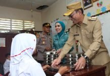 Bupati Tapsel Tinjau Program MBG di SDN 101216 Situmba