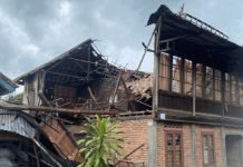 Miris, Rumah Tua di Kayuagung Ambruk Saat Keluarga Bersiap Pindah