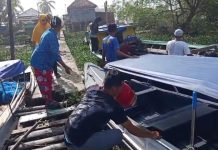 Layani Warga Pesisir Sungai Musi, Ambulance Apung Polairud Polda Sumsel Antar Dua Bocah ke RS di Palembang