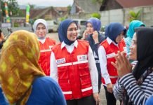 Harga Terjangkau, Warga Antusias Sambut Pasar Murah PMI Lampung di Pesawahan