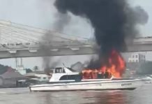 Speedboat Milik PT OKI Pulp & Paper Mills Terbakar di Sungai Musi, Seluruh Penumpang Selamat