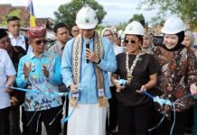 Bupati Egi Perkuat Konektivitas Wisata, Resmikan Jalan Sukamarga–Bulok dengan Cara Sederhana