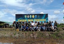 Teknologi Pertanian Masuk OKI, Uji Coba Penanaman Benih Padi Perdana Menggunakan Drone