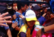 Indosat Ooredoo Hutchison Salurkan Bantuan Bagi Warga Terdampak Banjir di Sumatera