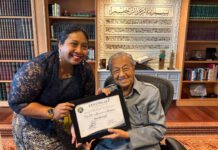 IWO Berikan Apresiasi Asian Inspired Leader kepada Tun Dr. Mahathir Mohamad