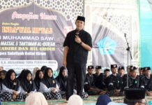 Peringatan Isra Mi’raj di Tanjung Sari, Bupati Egi Tegaskan Pesantren Fondasi SDM Unggul Penopang Pembangunan