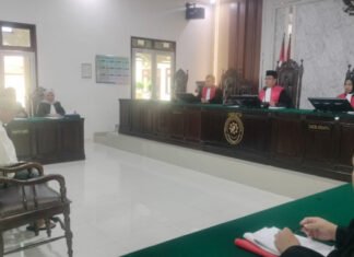 Bujang Divonis Seumur Hidup atas Pembunuhan Marini, Tangis Ibu Korban Pecah di Ruang Sidang