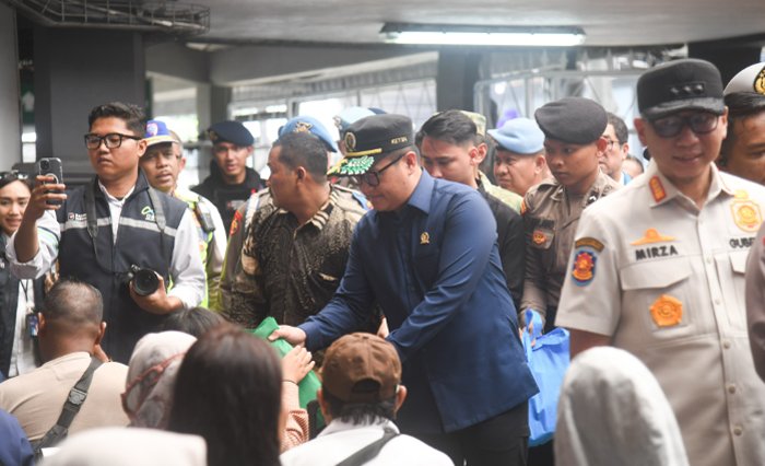 Kapolri Tinjau Arus Balik di Bakauheni, DPRD serta Gubernur Lampung Pastikan Mudik Aman dan Lancar