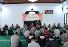 Dibalik Tugas Lapangan, Polres OKI Rawat Ketahanan Batin Lewat Binrohtal