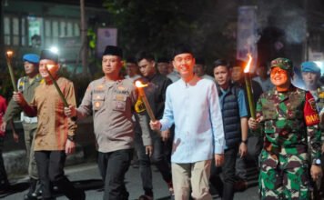 Takbir Bergema, Pawai Keliling Semarakkan Malam Lebaran di Kayuagung