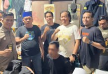 Tersangka Pembunuhan Staf Bawaslu OKU Selatan Serahkan Diri ke Polsek Sukarami