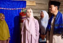 Hunian Layak dan Listrik Gratis Nyalakan Harapan Keluarga Prasejahtera di Lempuing OKI