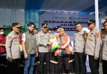 Kapolres OKI dan Bulog Hadirkan Gerakan Pangan Murah di Pasar Shopping Kayuagung
