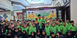 Tradisi Ramadan, Ketua Golkar Tapsel Santuni Ratusan Anak Yatim