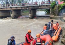 Speedboat Tabrak Jembatan, Polres OKI dan Tim Gabungan Lakukan Pencarian Korban