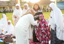 Idul Fitri di Lampung Timur Tanpa Kemewahan Halalbihalal, Bupati Ella Pilih Berbagi di Jabung