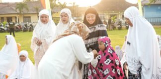 Idul Fitri di Lampung Timur Tanpa Kemewahan Halalbihalal, Bupati Ella Pilih Berbagi di Jabung
