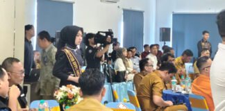 Ketika Levi Minta Pandangan Tak Terhalang, Jurnalis Justru Tersingkir