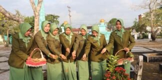 HUT ke-80 Persit, Ziarah Rombongan di TMP Kesuma Bangsa Jadi Momentum Teladani Pahlawan