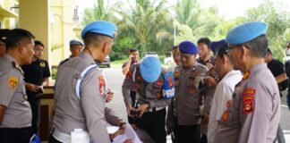 Cegah Penyalahgunaan, Propam Polda Sumsel Cek Senpi Personel Polres OKI