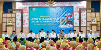 217 CJH OKI Diberangkatkan, Bupati Muchendi Pesan Jaga Kebersamaan