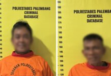 Dua Pria Diamankan dalam Patroli Subuh di Kertapati, Polisi Sita Senpi Rakitan dan Empat Sajam