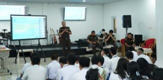 Kejati Lampung Kunjungi SMA TMI Bandar Lampung, Tanamkan Wawasan Kebangsaan dan Kesadaran Hukum