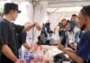 Ditengah Hingar Bingar IDS Sumatra 2026, Bupati Egi Borong Dagangan UMKM