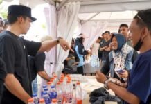 Ditengah Hingar Bingar IDS Sumatra 2026, Bupati Egi Borong Dagangan UMKM