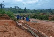 Demi Kemajuan Desa, Satgas TMMD Kodim 0402/OKI Laksanakan Pembukaan Jalan Baru